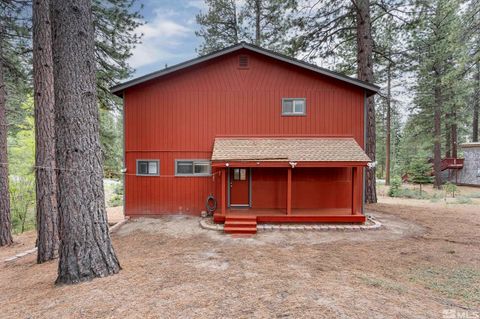 Single Family Residence in Incline Village NV 670 Martis Peak Drive 28.jpg