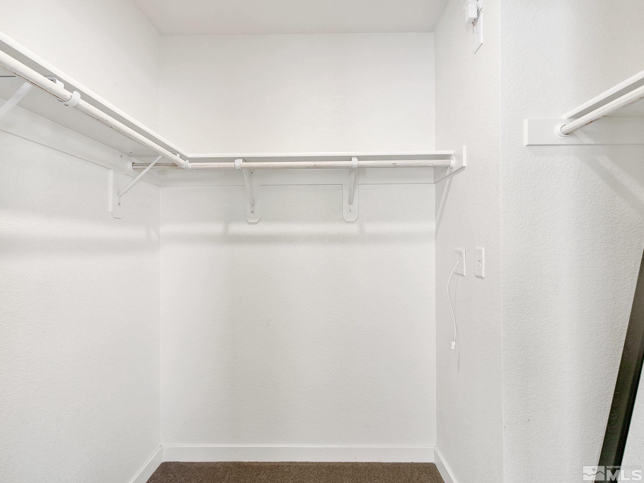 Reno, Nevada 89506, United States, 4 Bedrooms Bedrooms, ,3 BathroomsBathrooms,Residential,Active,93447