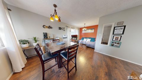  in Sparks NV 613 Pine Meadows Dr Apt 4 Dr 2.jpg