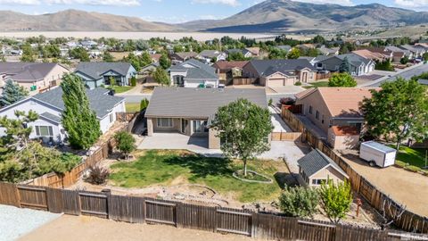 Single Family Residence in Reno NV 17795 Thunder River Dr 33.jpg