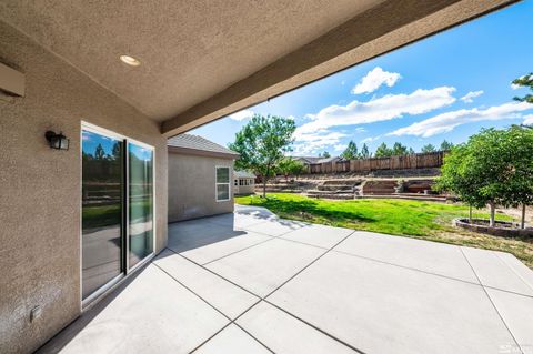 Single Family Residence in Reno NV 17795 Thunder River Dr 25.jpg