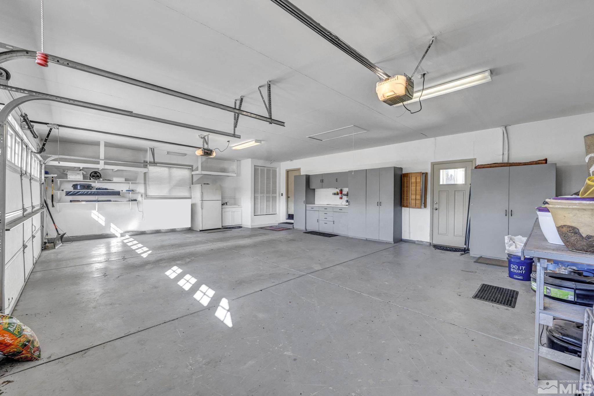 Minden, Nevada 89423, United States, 3 Bedrooms Bedrooms, ,2 BathroomsBathrooms,Residential,Pending,12356