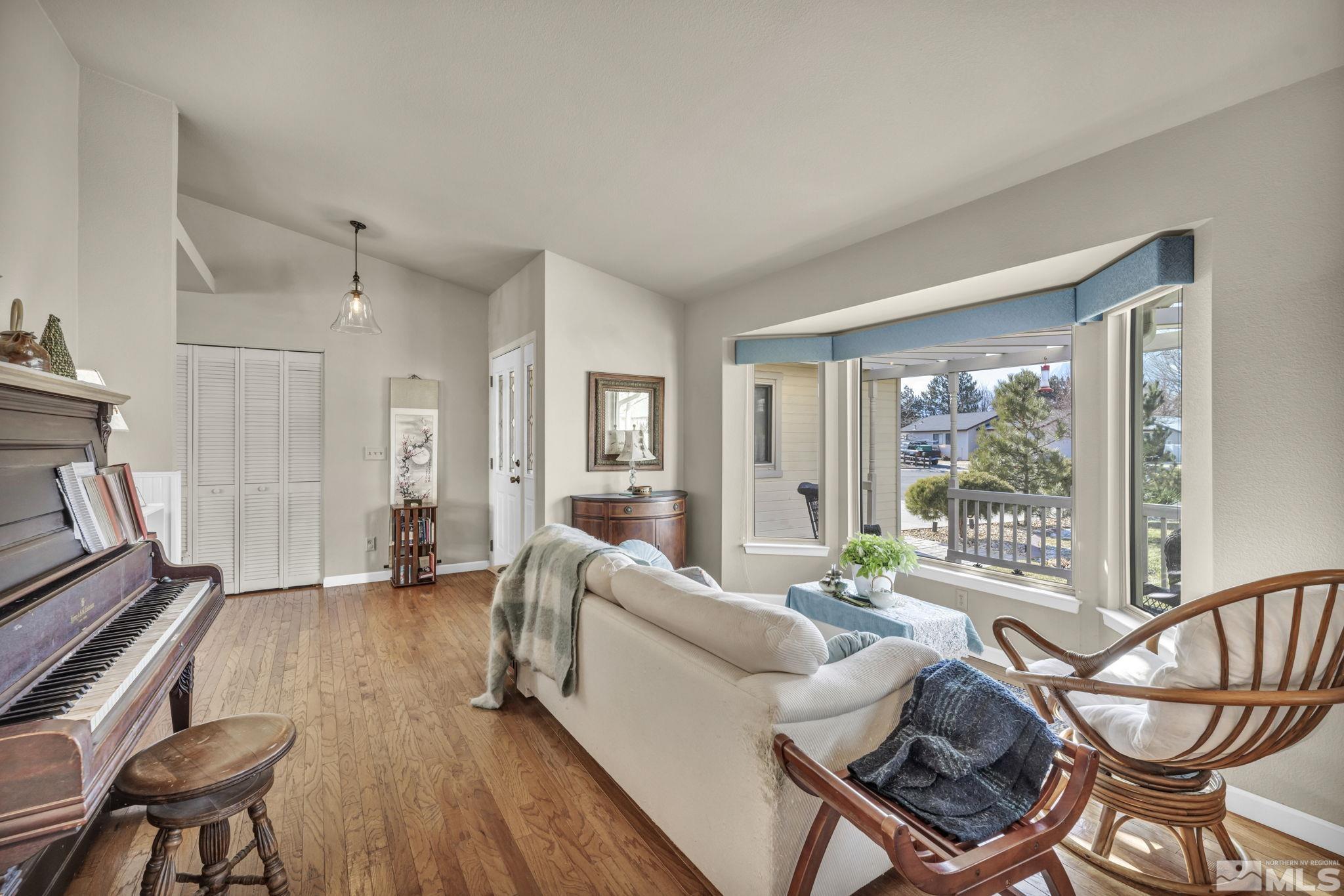 Minden, Nevada 89423, United States, 3 Bedrooms Bedrooms, ,2 BathroomsBathrooms,Residential,Pending,12356