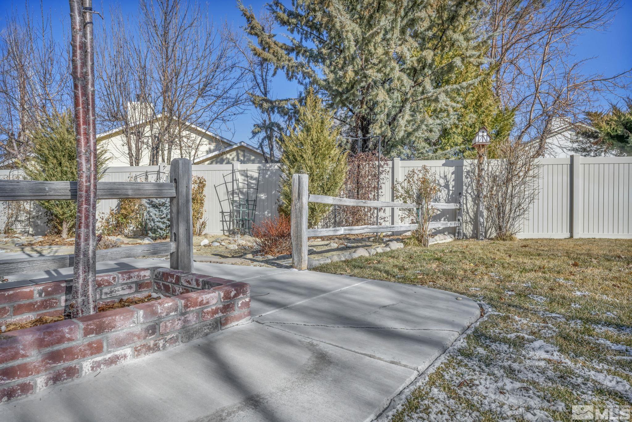 Minden, Nevada 89423, United States, 3 Bedrooms Bedrooms, ,2 BathroomsBathrooms,Residential,Pending,12356