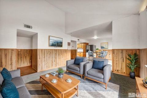 MLS: 250005551