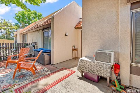 Condominium in Sparks NV 1031 Baywood Dr 2.jpg