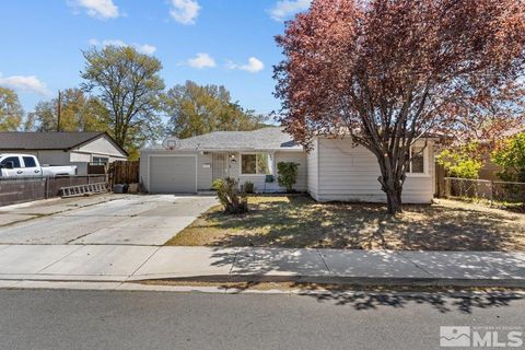 Single Family Residence in Sparks NV 2080 11th St.jpg