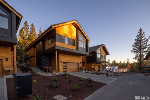 129 Sierra Colina Dr Unit 18, Stateline, NV 89449 - #: 250002182