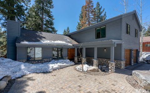 Single Family Residence in Incline Village NV 967 Red Feather Ct.jpg