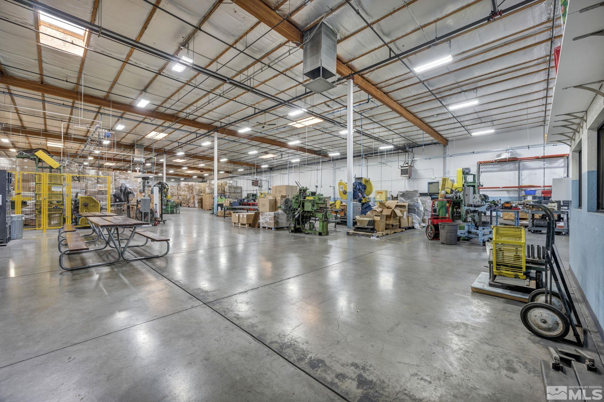 3535 Arrowhead Drive