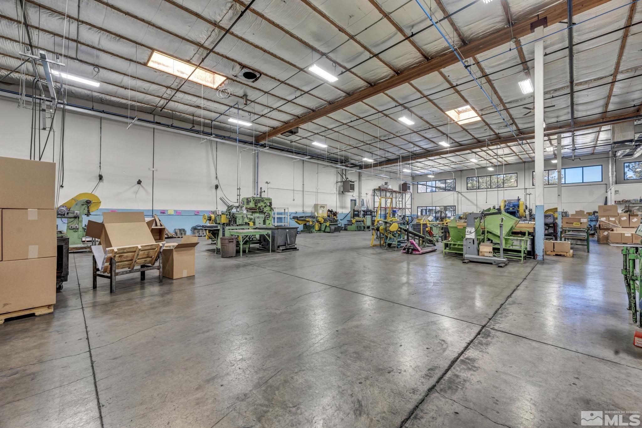 3535 Arrowhead Drive