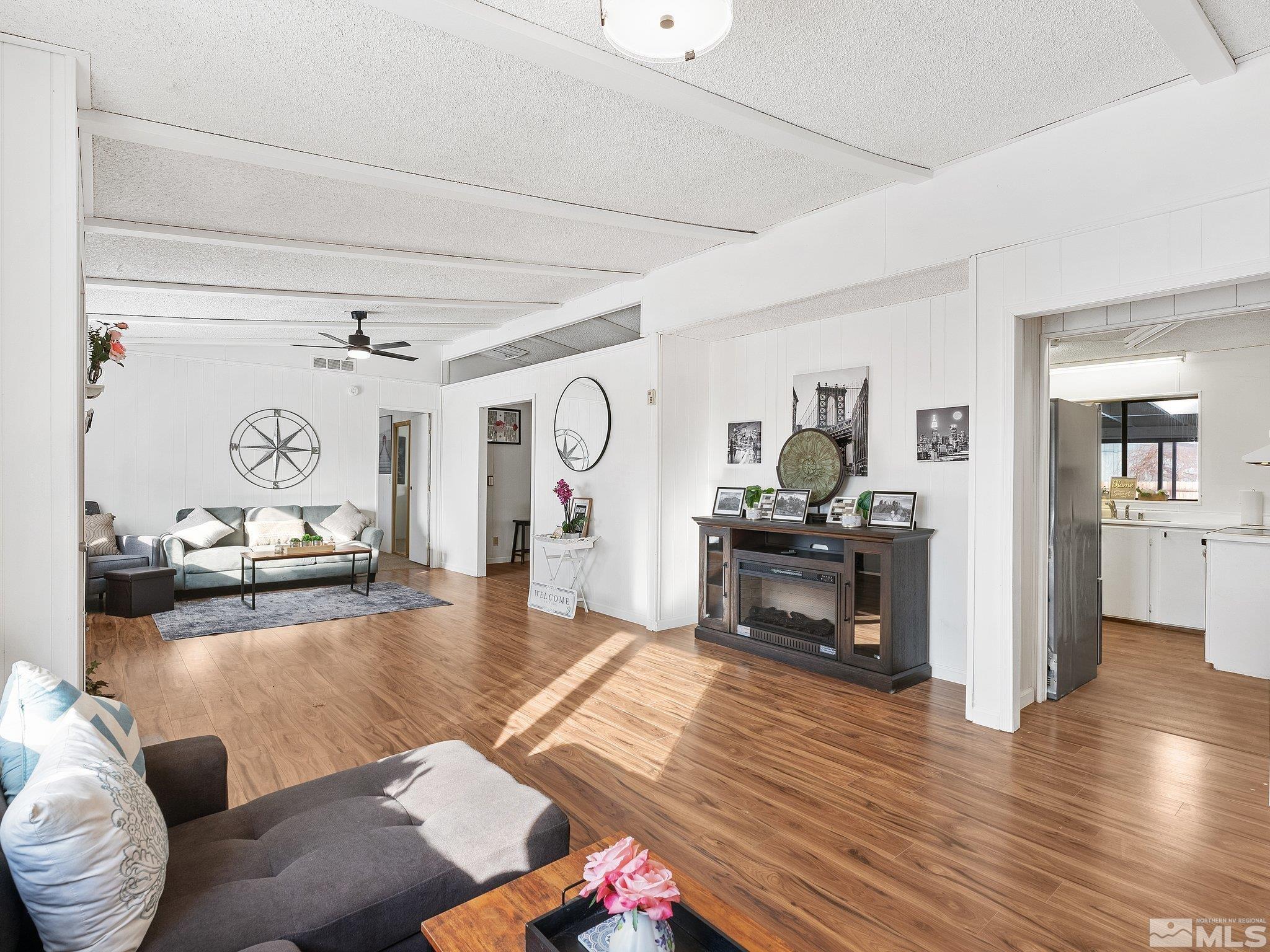 Reno, Nevada 89508, United States, 3 Bedrooms Bedrooms, ,2 BathroomsBathrooms,Residential,Active,25449