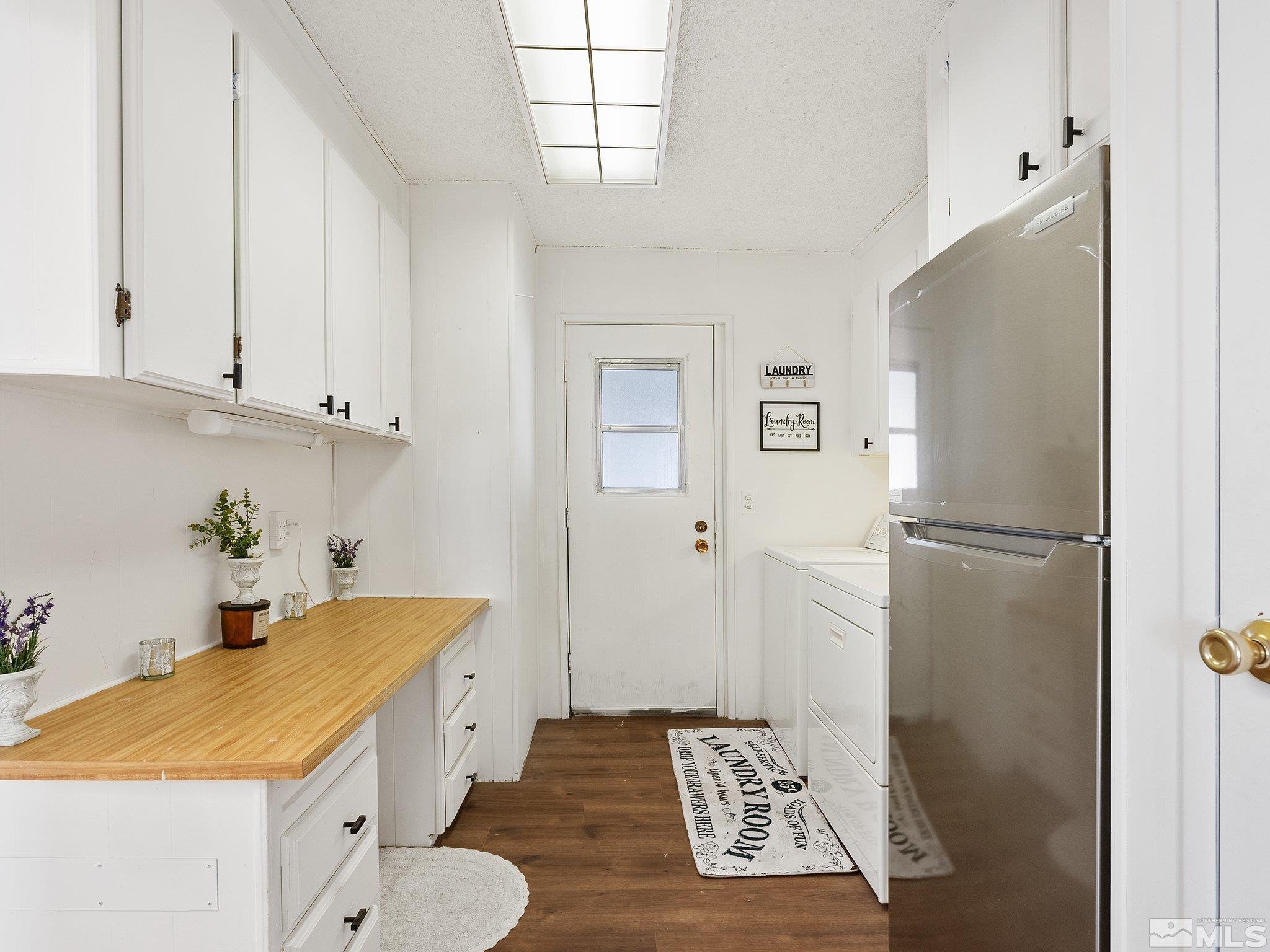 Reno, Nevada 89508, United States, 3 Bedrooms Bedrooms, ,2 BathroomsBathrooms,Residential,Active,25449