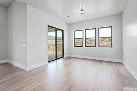 Single Family Residence in Washoe Valley NV 1140 Eastlake Blvd 16.jpg