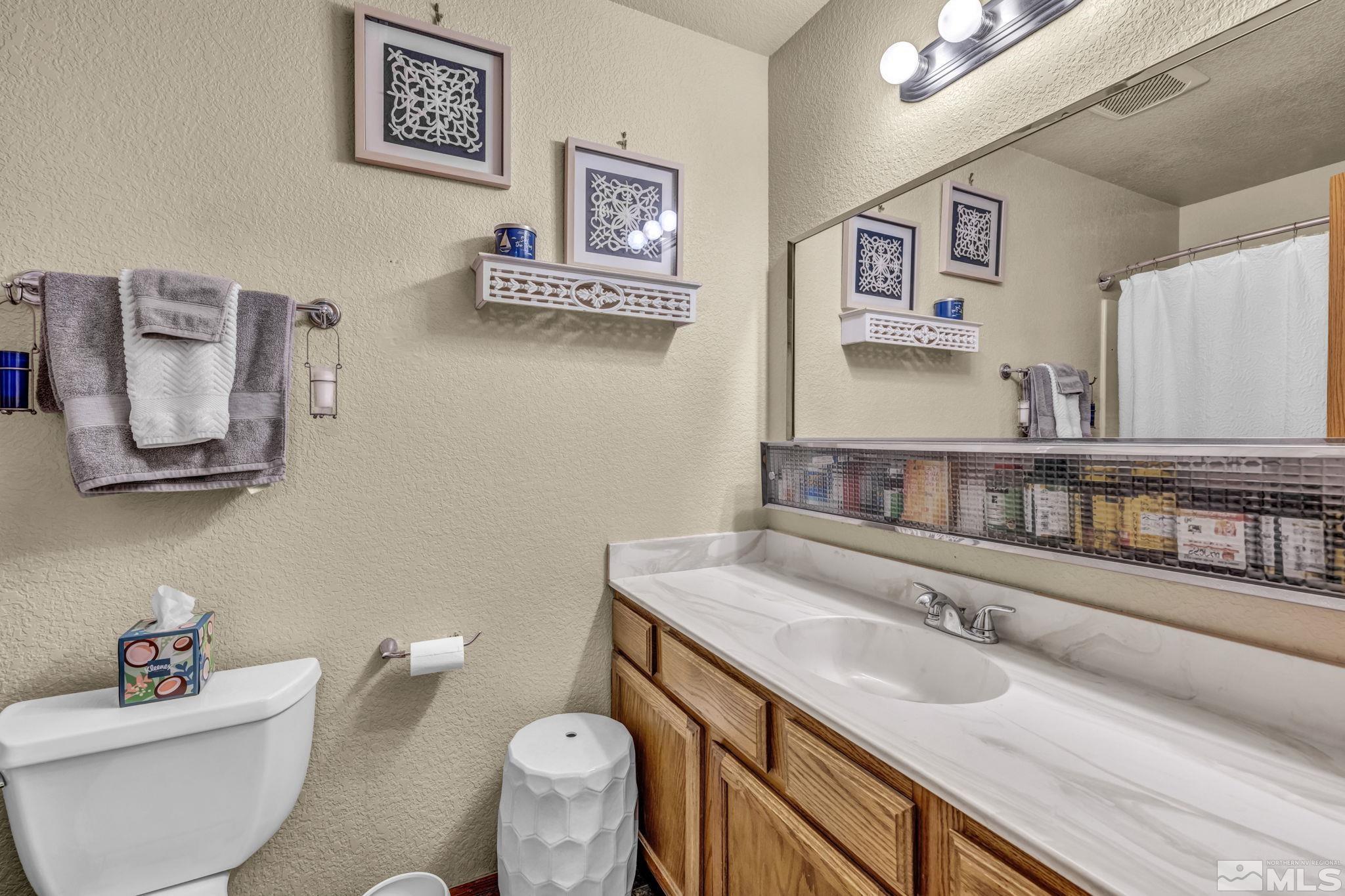 Carson City, Nevada 89701, United States, 2 Bedrooms Bedrooms, ,2 BathroomsBathrooms,Residential,Pending,112090