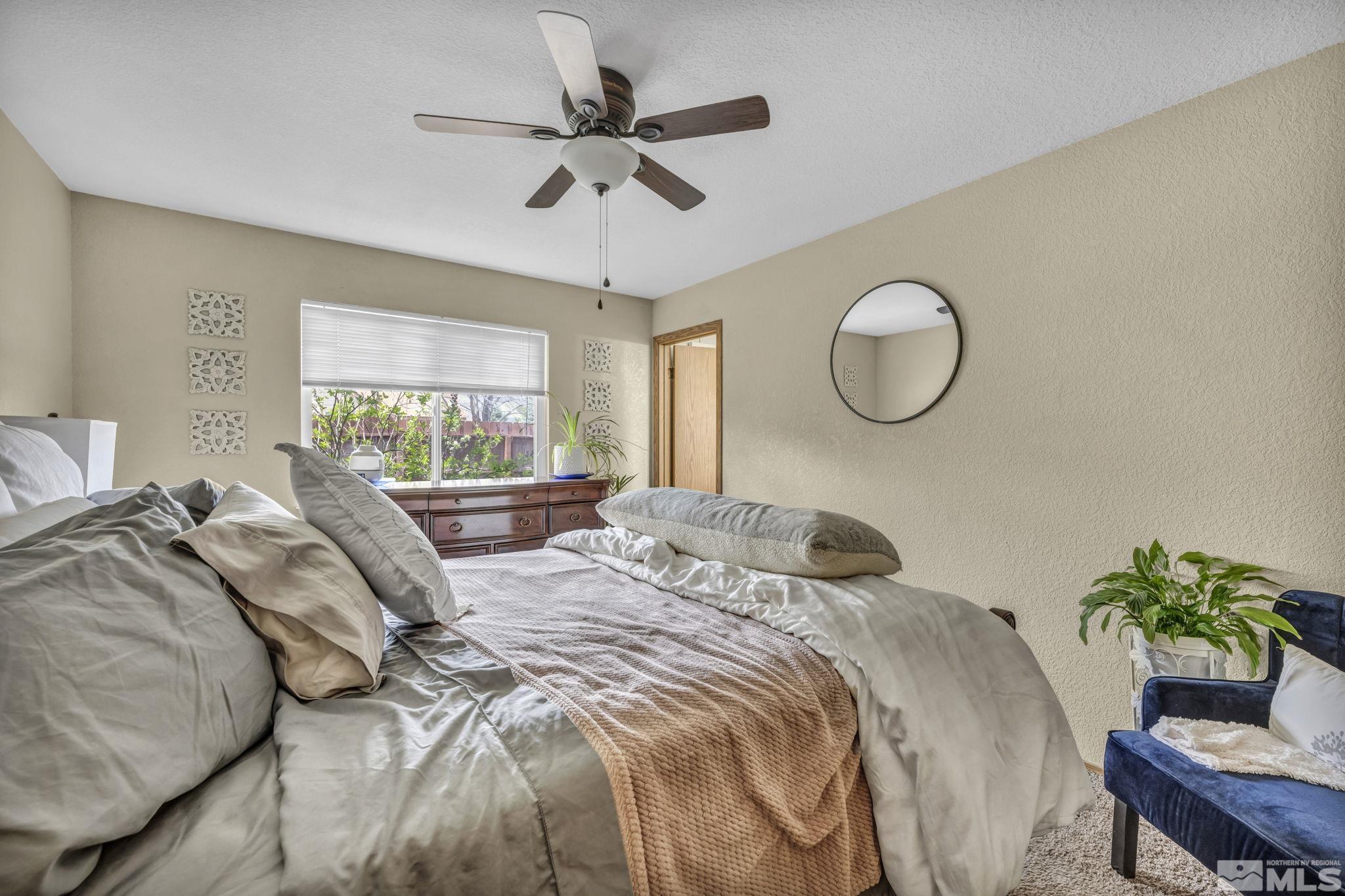 Carson City, Nevada 89701, United States, 2 Bedrooms Bedrooms, ,2 BathroomsBathrooms,Residential,Pending,112090