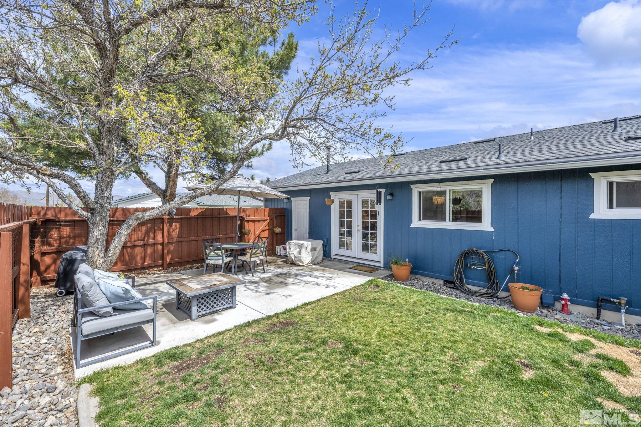 Carson City, Nevada 89701, United States, 2 Bedrooms Bedrooms, ,2 BathroomsBathrooms,Residential,Pending,112090