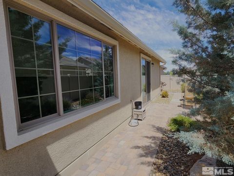 Single Family Residence in Reno NV 324 Desert Lily Ct 26.jpg