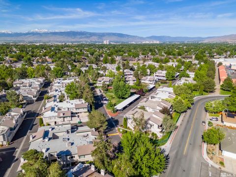 Condominium in Sparks NV 2651 Sycamore Glen Dr 22.jpg