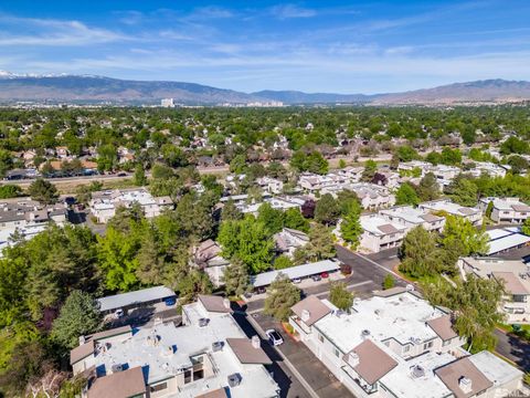 Condominium in Sparks NV 2651 Sycamore Glen Dr 26.jpg