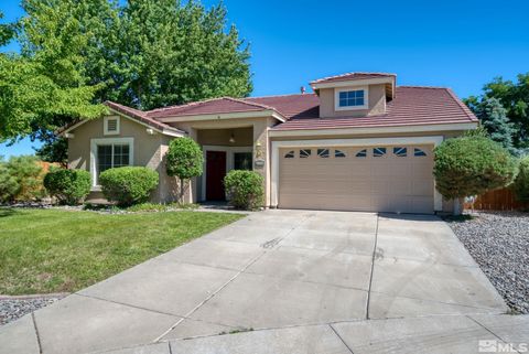 Single Family Residence in Sparks NV 3382 Toledo Ct.jpg