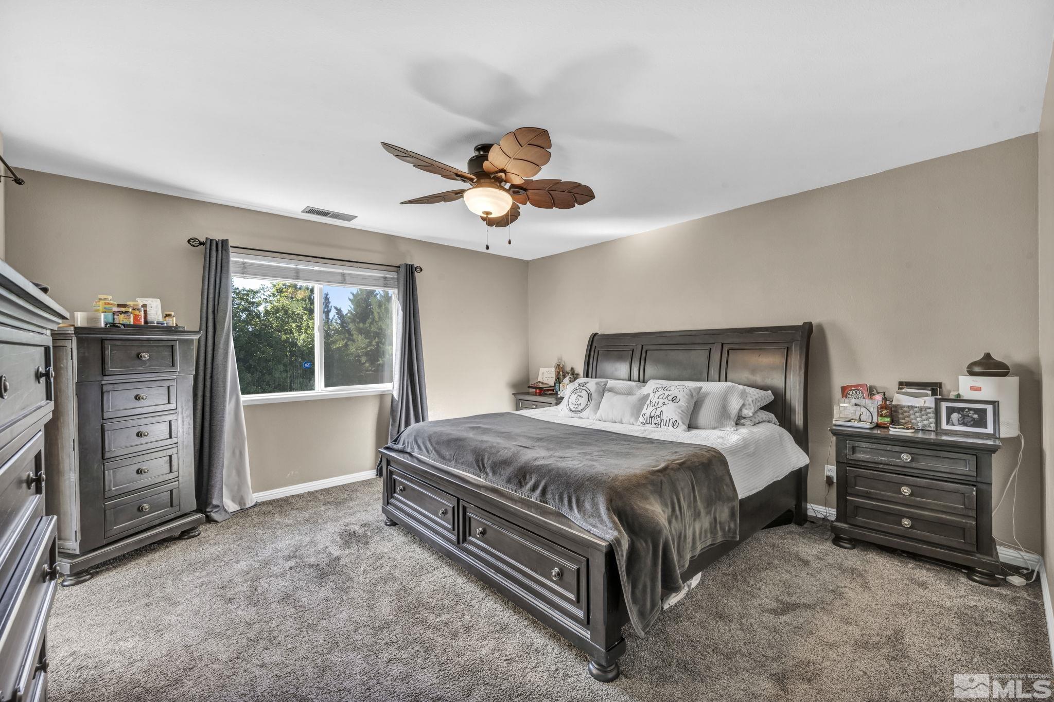 Sparks, Nevada 89436, United States, 4 Bedrooms Bedrooms, ,3 BathroomsBathrooms,Residential,Pending,47622