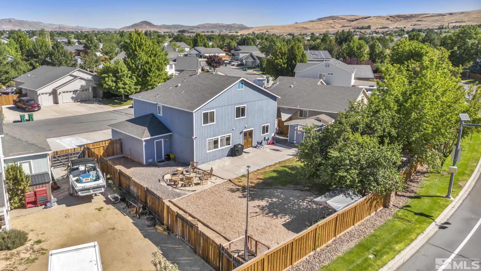 Sparks, Nevada 89436, United States, 4 Bedrooms Bedrooms, ,3 BathroomsBathrooms,Residential,Pending,47622