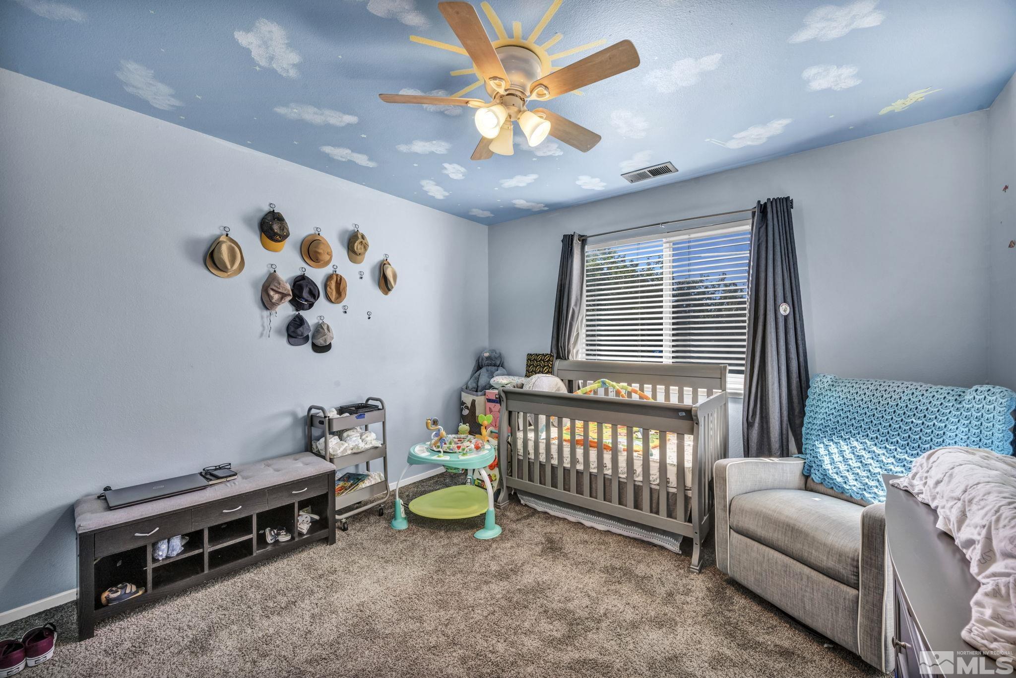 Sparks, Nevada 89436, United States, 4 Bedrooms Bedrooms, ,3 BathroomsBathrooms,Residential,Pending,47622