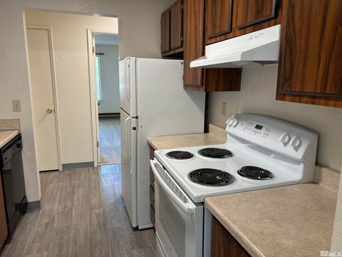 Condominium in Reno NV 3855 Leonesio Dr 2.jpg