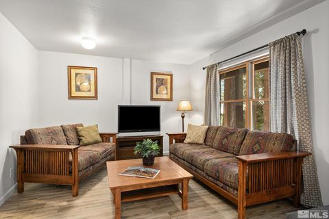 Single Family Residence in Incline Village NV 920 Dorcey Dr 22.jpg