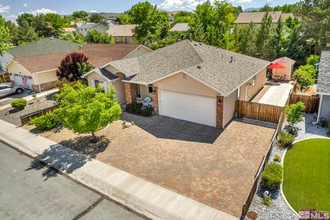 Single Family Residence in Carson City NV 1546 Divot Rd.jpg