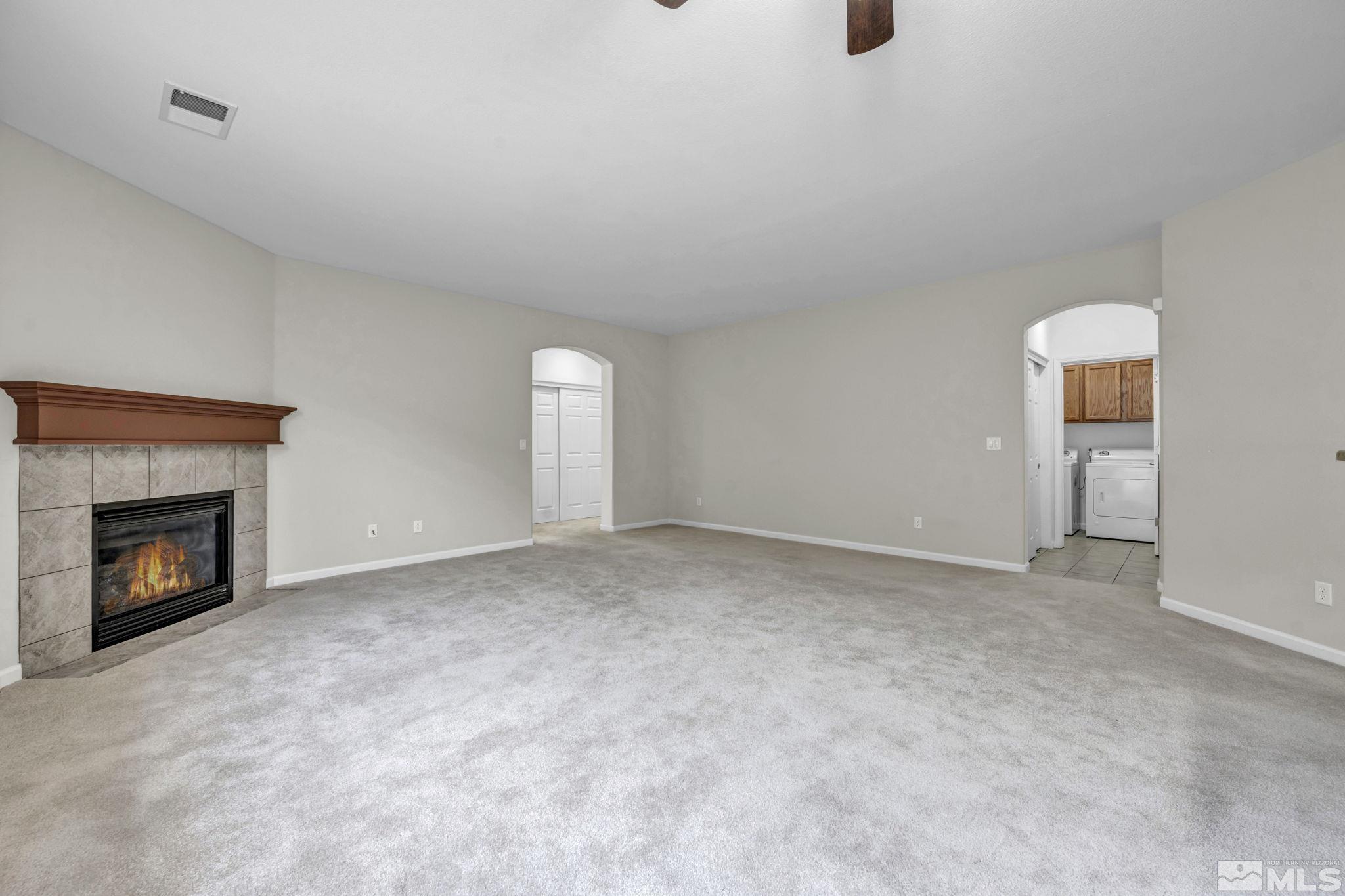 Carson City, Nevada 89701, United States, 3 Bedrooms Bedrooms, ,2 BathroomsBathrooms,Residential,Active,88219