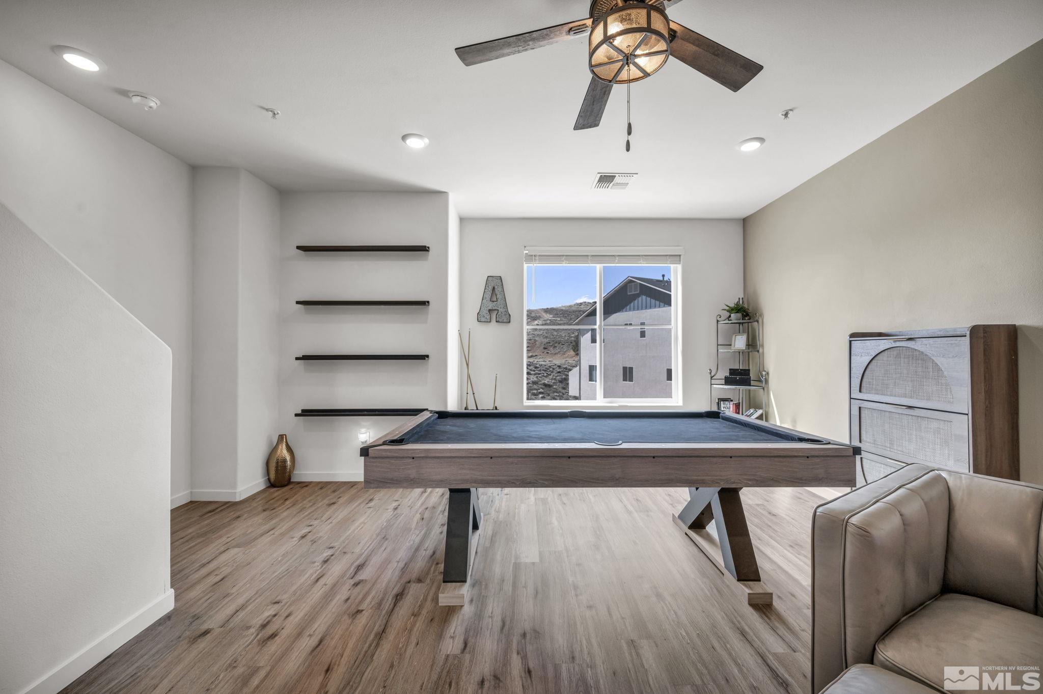 Reno, Nevada 89503, United States, 3 Bedrooms Bedrooms, ,3 BathroomsBathrooms,Residential,Active,97287