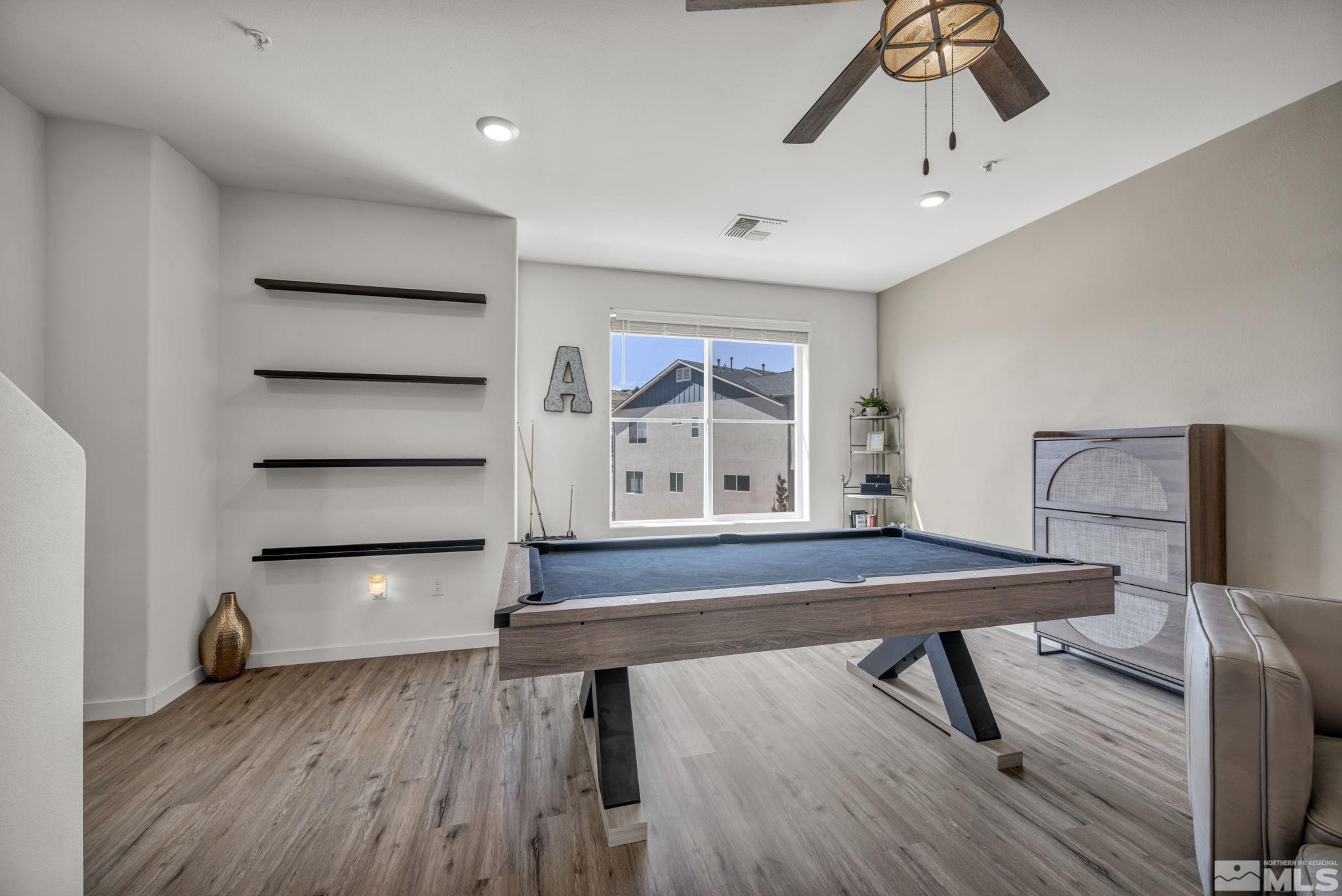 Reno, Nevada 89503, United States, 3 Bedrooms Bedrooms, ,3 BathroomsBathrooms,Residential,Active,97287