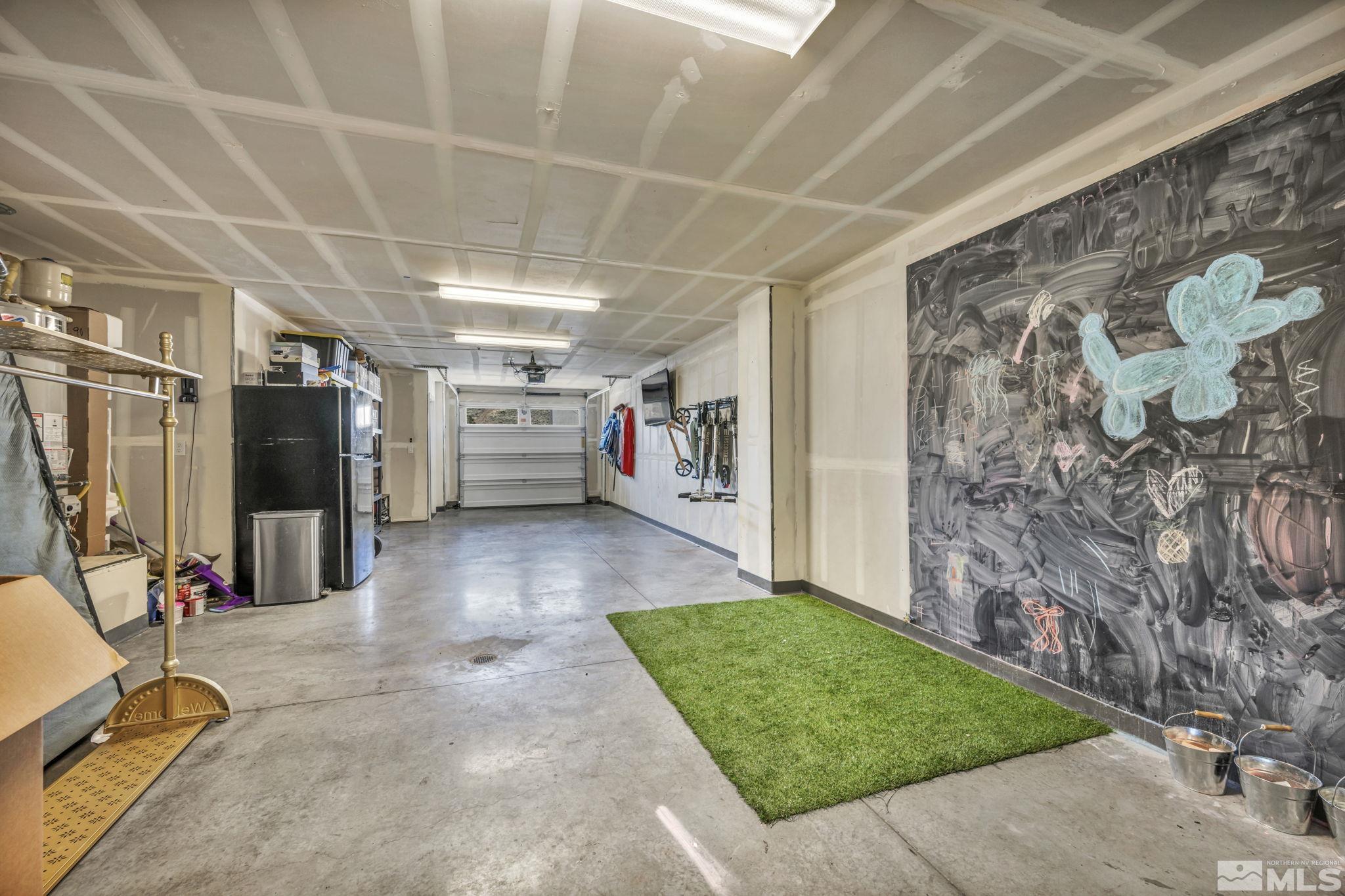 Reno, Nevada 89503, United States, 3 Bedrooms Bedrooms, ,3 BathroomsBathrooms,Residential,Active,97287