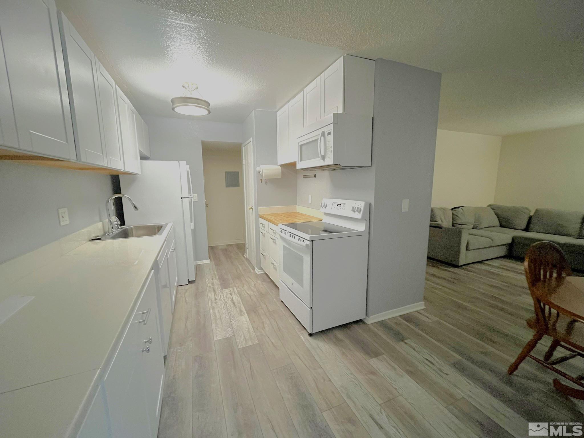 4600 Neil Road #1