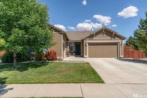 Single Family Residence in Sparks NV 6740 Fabric Dr 23.jpg