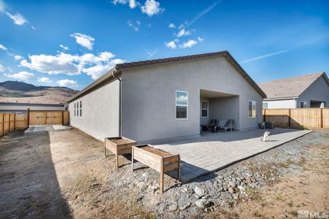 Single Family Residence in Verdi NV 8340 Fenhollow Dr 2.jpg