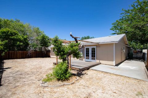 Single Family Residence in Sparks NV 927 Camino Real Dr 26.jpg