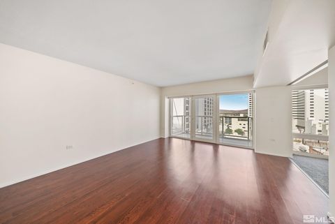 Condominium in Reno NV 255 Sierra St 5.jpg