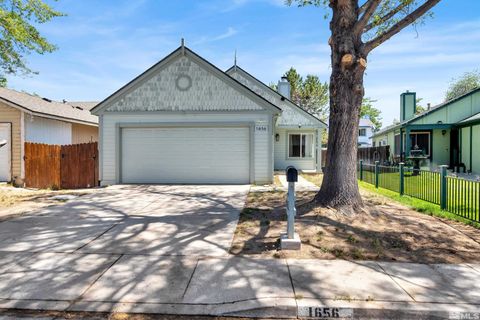 Single Family Residence in Sparks NV 1656 Noreen Drive.jpg