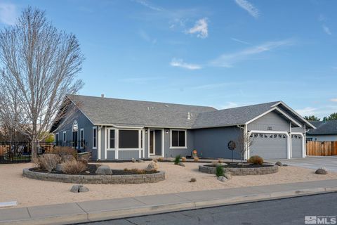 Single Family Residence in Sparks NV 2262 Soar Drive 39.jpg