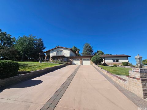 Single Family Residence in Sparks NV 3113 Skye Terrace 39.jpg