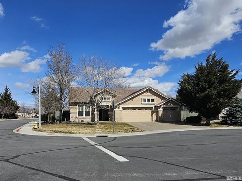 Single Family Residence in Sparks NV 4982 Chevalier Drive.jpg