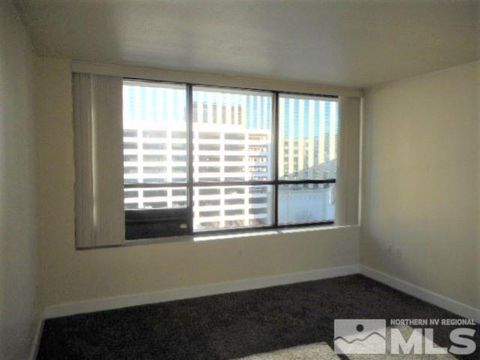 Condominium in Reno NV 450 Arlington Ave 8.jpg