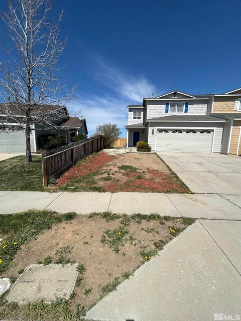 MLS: 250005028