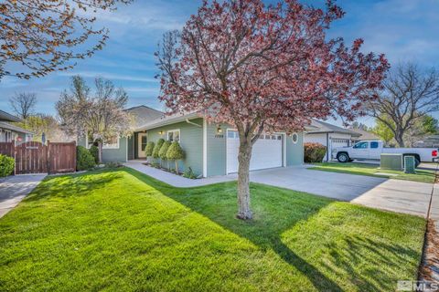 Single Family Residence in Minden NV 1790 Mahogany Circle.jpg