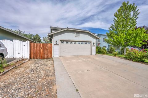 Single Family Residence in Reno NV 1480 Crosswater Dr 2.jpg