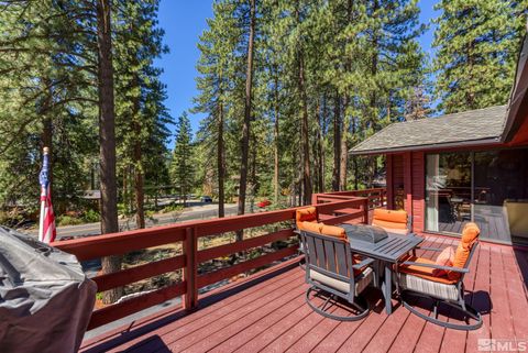 Single Family Residence in Incline Village NV 376 Country Club Dr 6.jpg