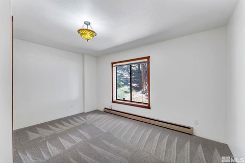 Single Family Residence in Incline Village NV 376 Country Club Dr 29.jpg